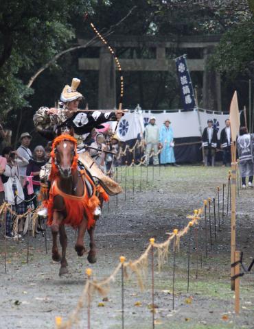 【お祭り】白石神社時代まつり・奉納流鏑馬の画像